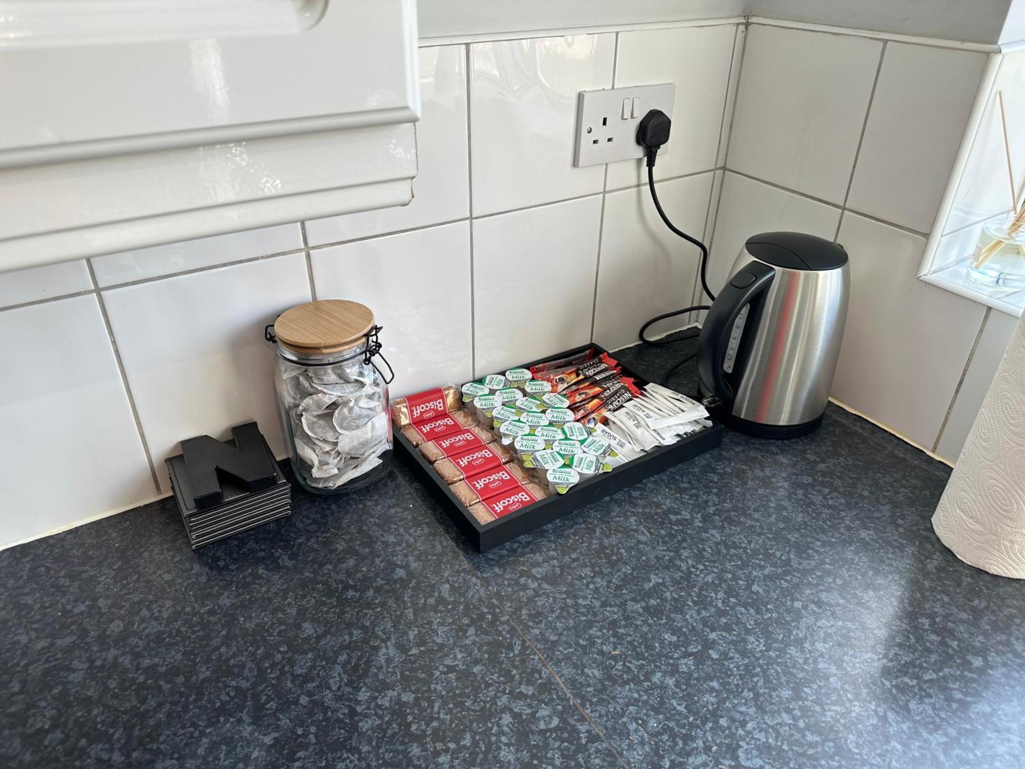 A Charming 3 Bed Home Next To Nec And Birmingham International Airport Marston Green Exterior foto